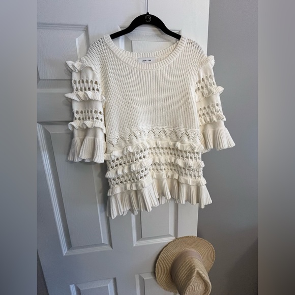 NWOT John & Jenn by LINE Top - Picture 2 of 4